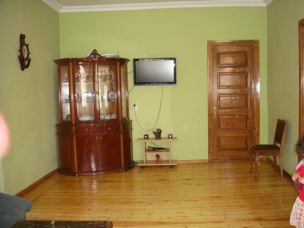 Guest House Quiet Home Batumi Zewnętrze zdjęcie