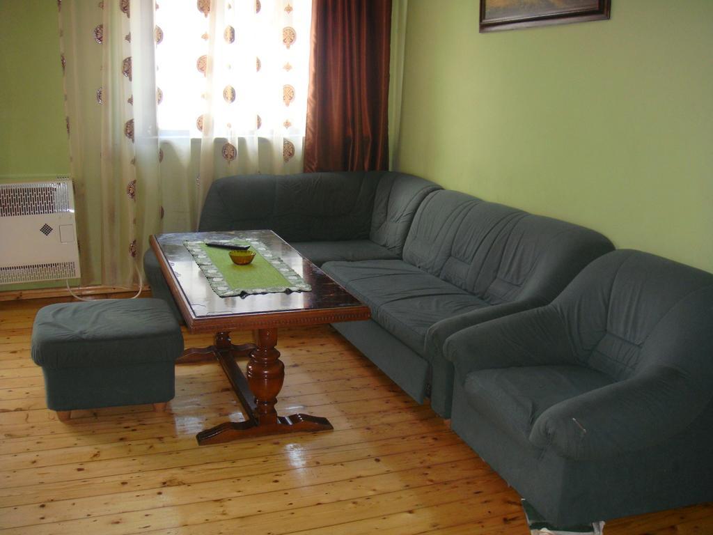 Guest House Quiet Home Batumi Zewnętrze zdjęcie