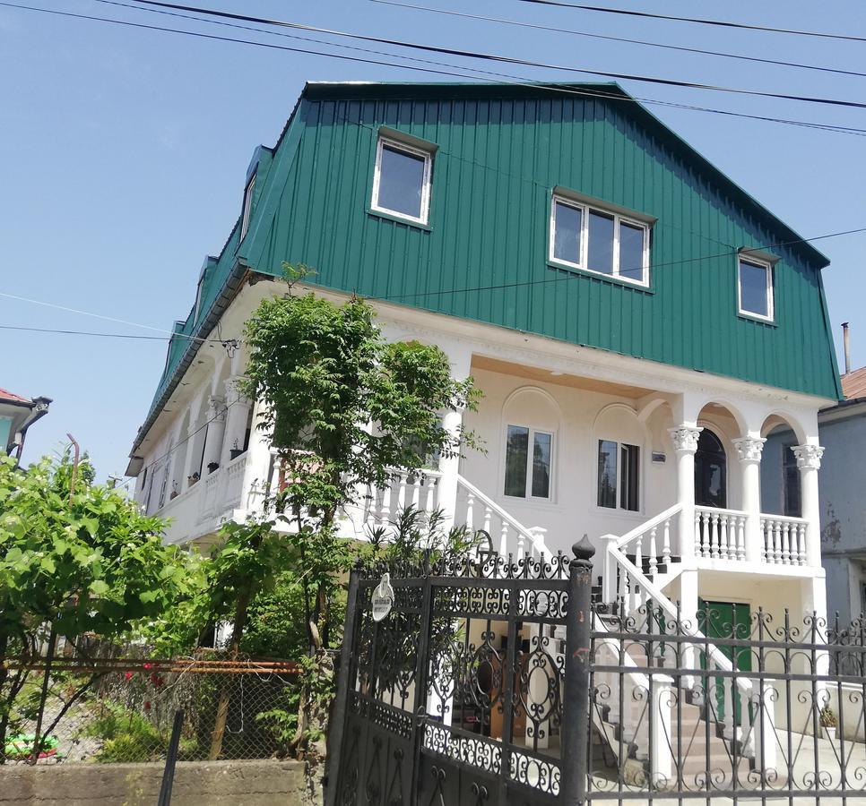 Guest House Quiet Home Batumi Zewnętrze zdjęcie