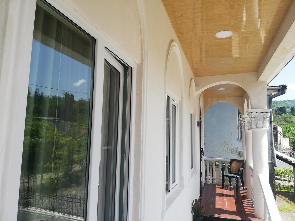 Guest House Quiet Home Batumi Zewnętrze zdjęcie
